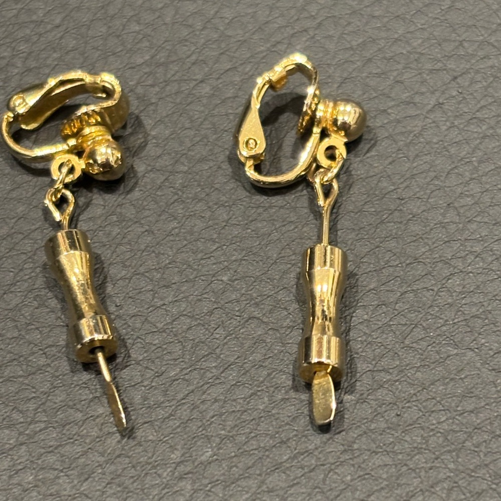 Vintage Gold Clip-On Screwdriver Earrings – Quirky Statement Jewelry